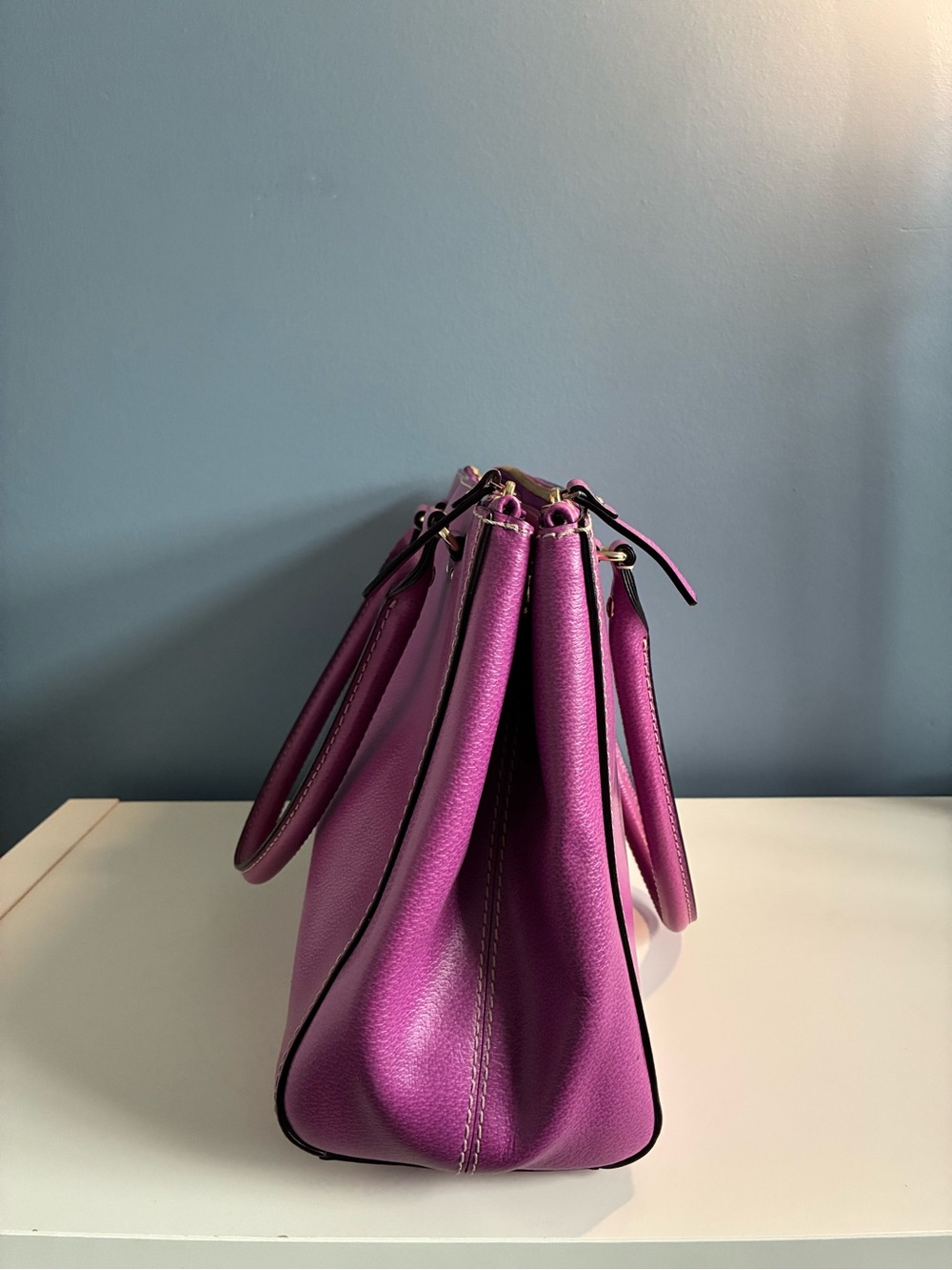 Kate Spade Fuchsia Leather Satchel with Gold Hardware - Picture 4 of 9
